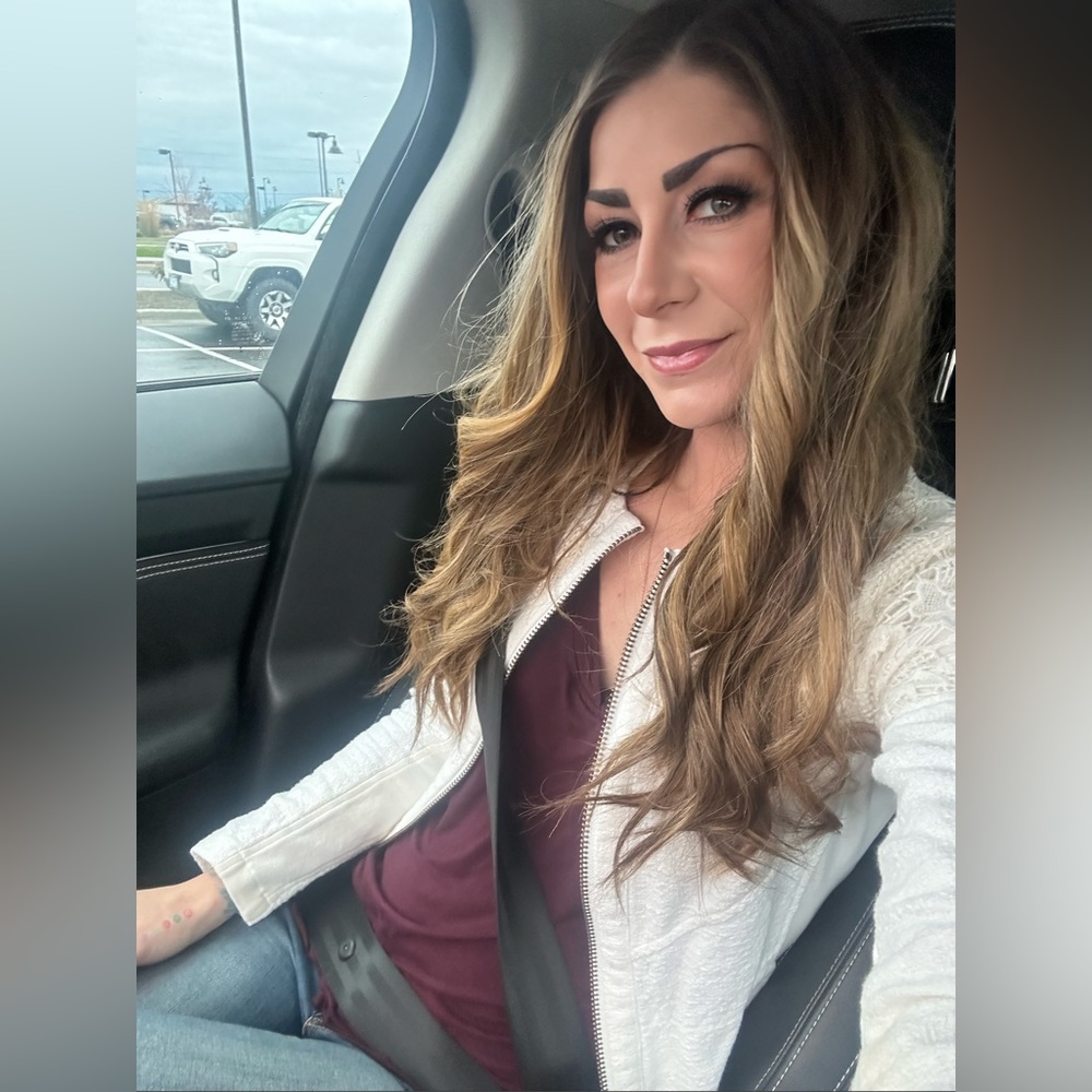 Hey I’m Sam! I make things, buys things - Int’l Published Fashion Photographer